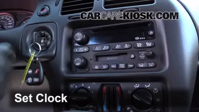 2001 Chevrolet Monte Carlo LS 3.4L V6 Reloj Fijar hora de reloj